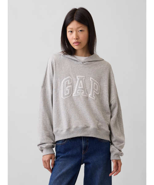 GAP(ギャップ)の「リラックスフィット クロップド GAPロゴ フレンチテリーパーカー(スウェット・レディース・ホワイト/ブラック/グレー・XXS/XL/XS/L/M/S)」の3枚目の写真