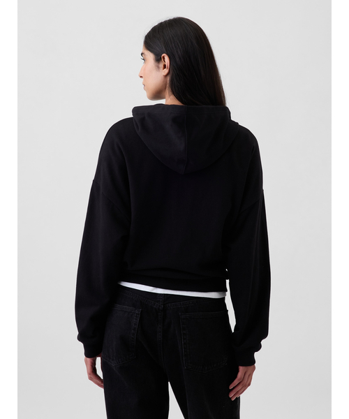 GAP(ギャップ)の「リラックスフィット クロップド GAPロゴ フレンチテリーパーカー(スウェット・レディース・ホワイト/ブラック/グレー・XXS/XL/XS/L/M/S)」の9枚目の写真
