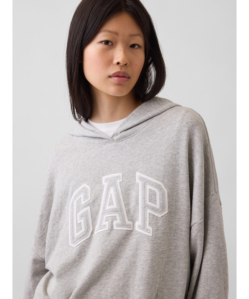 GAP(ギャップ)の「リラックスフィット クロップド GAPロゴ フレンチテリーパーカー(スウェット・レディース・ホワイト/ブラック/グレー・XXS/XL/XS/L/M/S)」の10枚目の写真