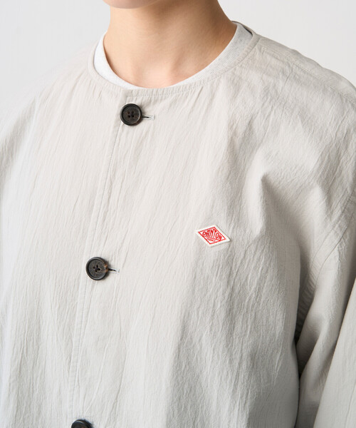 DANTON(ダントン)の「Women's Organic Cotton Washer Collarless Shirt(シャツ/ブラウス・レディース・ネイビー/オリーブ/ライトグレー・36/38)」の8枚目の写真