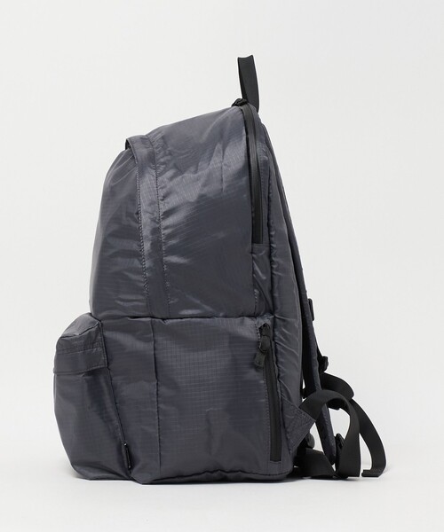 UNITED ARROWS(ユナイテッドアローズ)の「【別注】<LC by LOWERCASE>RIP STOP 30L/バックパック(バックパック/リュック・メンズ・ダークグレー・FREE)」の2枚目の写真
