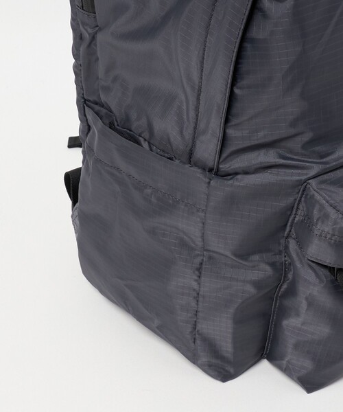 UNITED ARROWS(ユナイテッドアローズ)の「【別注】<LC by LOWERCASE>RIP STOP 30L/バックパック(バックパック/リュック・メンズ・ダークグレー・FREE)」の15枚目の写真