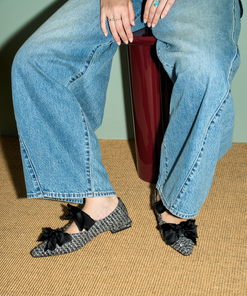 FLAT(フラット)の「《/WEB+一部店舗限定》GRISEポインテッドサテンリボンフラット(その他シューズ・レディース・ブラウン/シルバー/ブラック・25cm/24.5cm/24cm/23.5cm/23cm/22.5cm/22cm)」の7枚目の写真