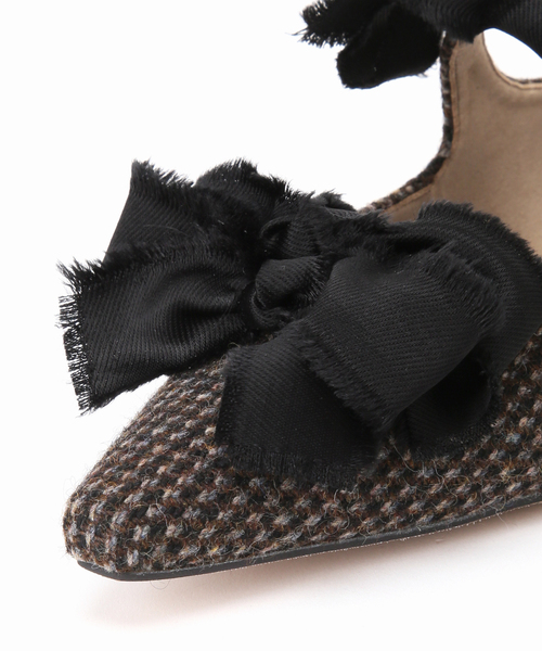 FLAT(フラット)の「《/WEB+一部店舗限定》GRISEポインテッドサテンリボンフラット(その他シューズ・レディース・ブラウン/シルバー/ブラック・25cm/24.5cm/24cm/23.5cm/23cm/22.5cm/22cm)」の22枚目の写真