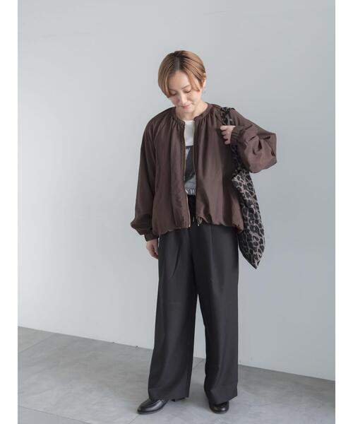 Te chichi(テチチ)の「ノーカラーギャザーバルーンブルゾン(ブルゾン・レディース・ブラック/ブラウン/グレー・F)」の8枚目の写真