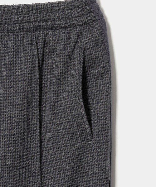 Coohem(コーヘン)の「<COOHEM> H/T TRACK PANTS/パンツ(その他パンツ・メンズ・ベージュ/ダークグレー・M/L)」の9枚目の写真
