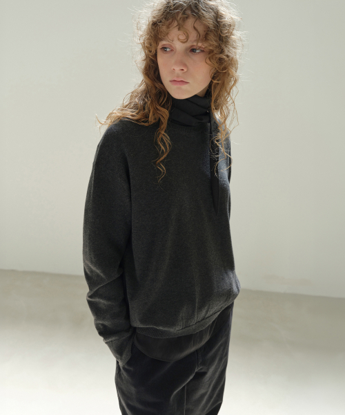 LEVAR(レバー)の「All-day Cotton Round Knit - Charcoal(ニット/セーター・レディース・その他・FREE)」の1枚目の写真