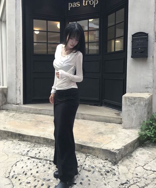 ROCKCAKE(ロックケーキ)の「Draped Maxi Skirt - Black(スカート・レディース・その他・SMALL)」の18枚目の写真