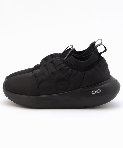 OOFOS(ウーフォス)の「OOFOS/ウーフォス Men's OOmy Zen - Black/Black/メンズ ウーマイゼン ブラック(スニーカー・メンズ・ブラック・9/8/10)」の3枚目の写真
