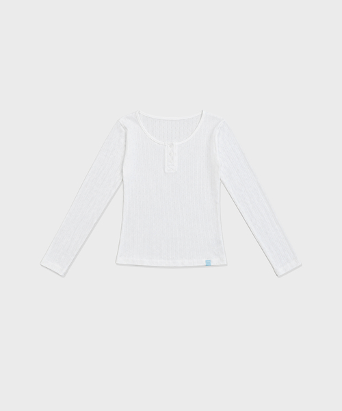 INEE(イニ)の「アイレットラウンドTシャツ - アイボリー、ブラック、グレー(Tシャツ/カットソー・レディース・ライトグレー/ブラック/アイボリー・FREE)」の1枚目の写真