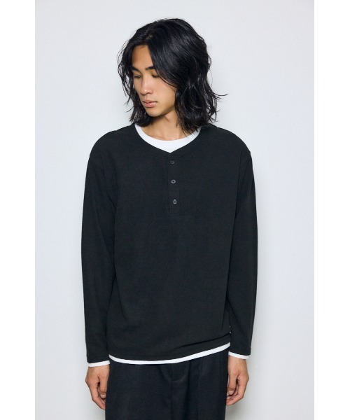 AZUL by moussy(アズールバイマウジー)の「【1枚で重ね着風】フェイクレイヤードヘンリーネックトップス 秋服 冬服 春服 レイヤード風 ロンT 長袖(Tシャツ/カットソー・メンズ・杢グレー/ブラック/ホワイト・LARGE/MEDIUM)」の12枚目の写真