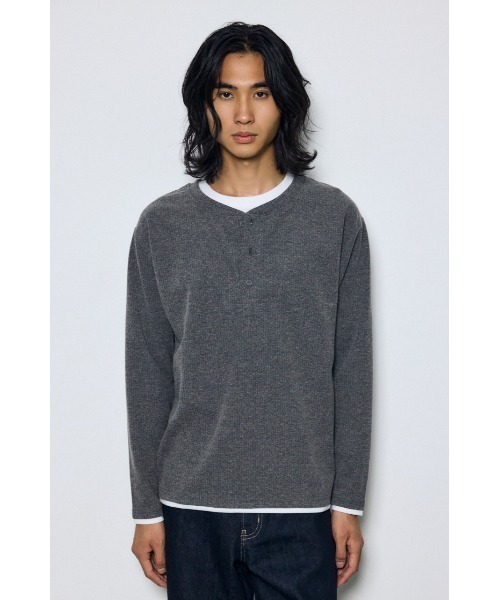AZUL by moussy(アズールバイマウジー)の「【1枚で重ね着風】フェイクレイヤードヘンリーネックトップス 秋服 冬服 春服 レイヤード風 ロンT 長袖(Tシャツ/カットソー・メンズ・杢グレー/ブラック/ホワイト・LARGE/MEDIUM)」の22枚目の写真