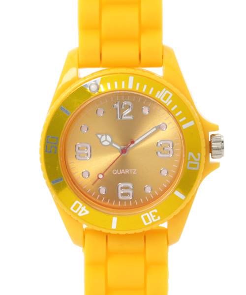 NANO universe（ナノユニバース）の「カラーウォッチ（アナログ腕時計・レディース・ブラック/ホワイト/レッド/ブルー/グレー/イエロー・FREE）」の5枚目の写真