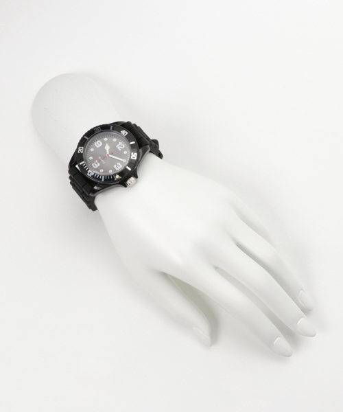 NANO universe（ナノユニバース）の「カラーウォッチ（アナログ腕時計・レディース・ブラック/ホワイト/レッド/ブルー/グレー/イエロー・FREE）」の11枚目の写真