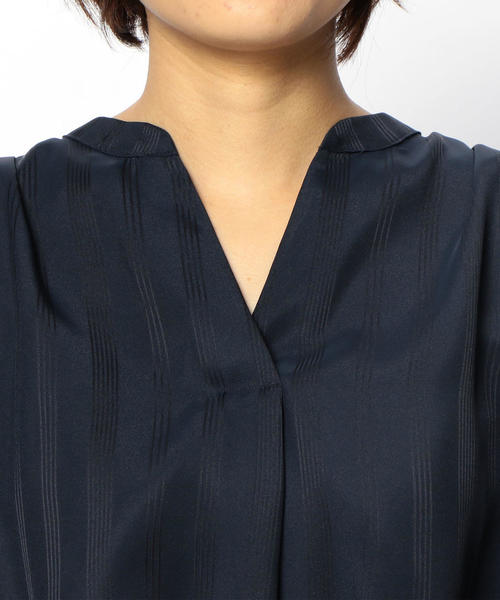 NARACAMICIE（ナラカミーチェ）の「ランダムストライプフロントタックプルオーバーブラウス（シャツ/ブラウス・レディース・ホワイト/ネイビー・MEDIUM/X-LARGE）」の11枚目の写真