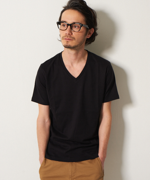 green label relaxing(グリーンレーベルリラクシング)の「□SUPIMA/C V/N Tシャツ(Tシャツ/カットソー・メンズ・ブラック/ライトピンク/ピンク/ライム/ホワイト/コバルトブルー/グレー/レッド/イエロー/ワインレッド/マスタード/ライトブルー・SMALL/MEDIUM/LARGE/X-LARGE)」の2枚目の写真