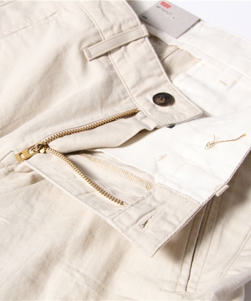 Levi's(リーバイス)の「502/カーゴショーツ/レギュラーフィット/ライトベージュ/コットンリネン(カーゴパンツ・メンズ・ライトベージュ・32inch/30inch/29inch/34inch)」の8枚目の写真