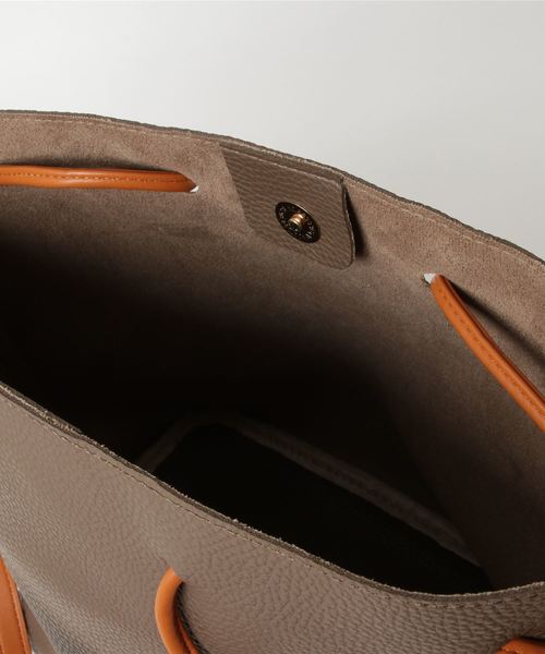 rps（アールピーエス）の「バイカラー巾着ショルダーBAG（ショルダーバッグ・レディース・レッド/グレイッシュベージュ/ブラウン・フリー）」の8枚目の写真