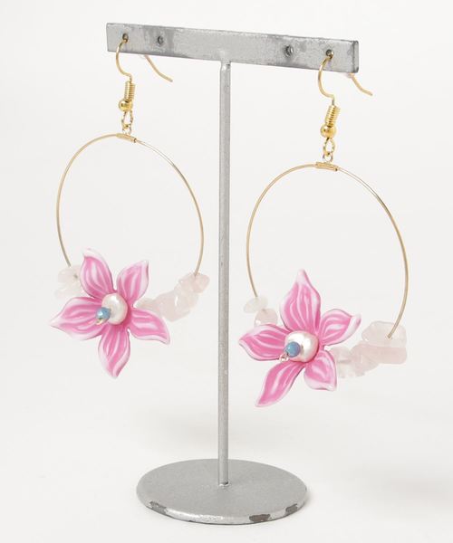 tone(トーン)の「【Lira jewelry】フラワーフープ ピアス(ピアス(両耳用)・レディース・ゴールド・FREE)」の1枚目の写真