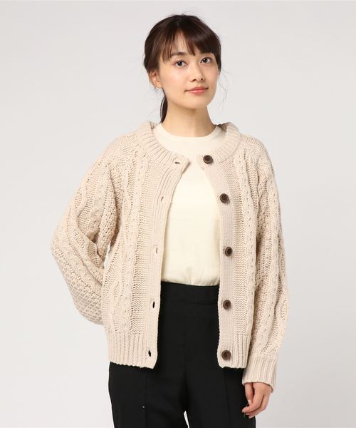 archives(アルシーヴ)の「フィッシャーマンカーデ(ニット/セーター・レディース・ベージュ/パープル/オレンジ・MEDIUM)」の2枚目の写真