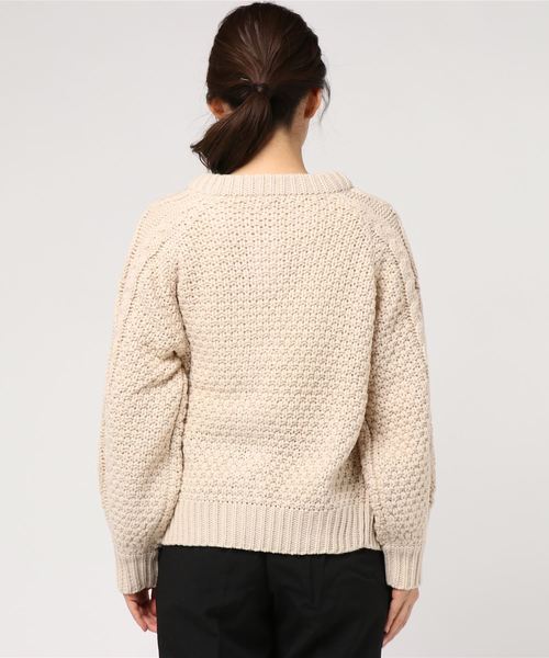 archives(アルシーヴ)の「フィッシャーマンカーデ(ニット/セーター・レディース・ベージュ/パープル/オレンジ・MEDIUM)」の4枚目の写真