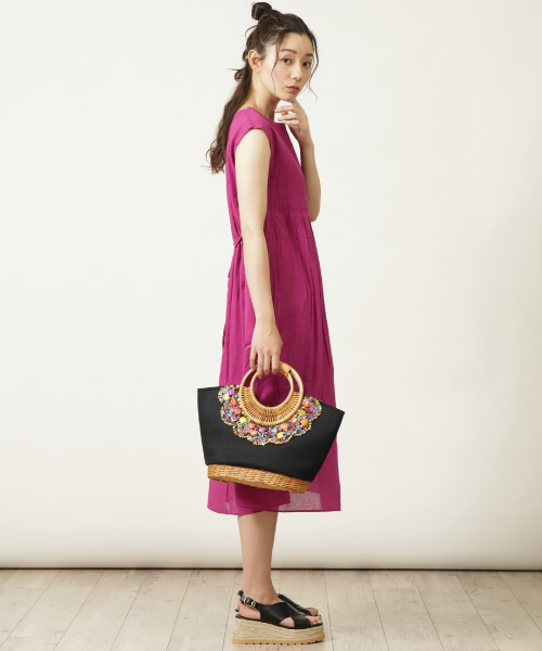 INTERPLANET（インタープラネット）の「コットンボイルピンタックワンピース（ワンピース・レディース・ブラック/パープル/ブラウン/ブルー・FREE）」の8枚目の写真