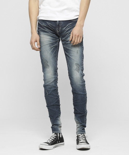 VANQUISH(ヴァンキッシュ)の「クラッシュパワーストレッチニードルスキニーデニム〜JAPAN MADE〜(デニムパンツ)」|ライトインディゴブルー