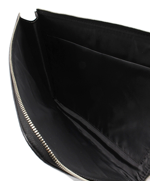 green label relaxing（グリーンレーベルリラクシング）の「□AP BUFFALO ドキュメントケース ◆（クラッチバッグ・メンズ・ブラック/ネイビー・フリー）」の5枚目の写真