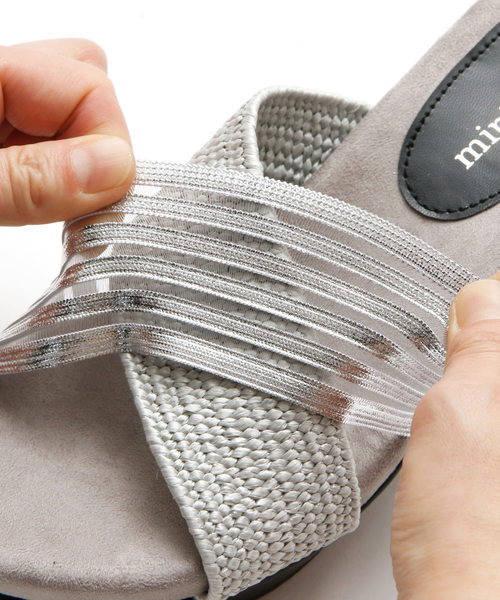 minky me!（ミンキーミー）の「柔らかウェッジソールふかふかクッションストライプゴムサンダル（サンダル・レディース・ブラック/ホワイト/シルバー・S/M/L/LL）」の9枚目の写真