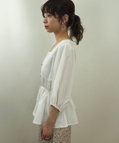 tiptop(ティップトップ)の「キラキラボタンスクエアネックブラウス(シャツ/ブラウス・レディース・ブラウン/オフホワイト/ブラック・FREE)」の10枚目の写真