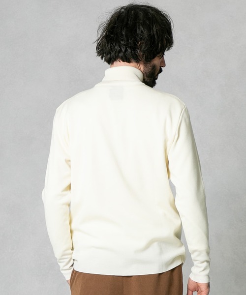 UNITED TOKYO(ユナイテッドトウキョウ)の「18Gウールミラノリブタートルネックニット/ハイネック(ニット/セーター・メンズ・オフホワイト/ブラック/ベージュ/グリーン・1/2/3)」の21枚目の写真