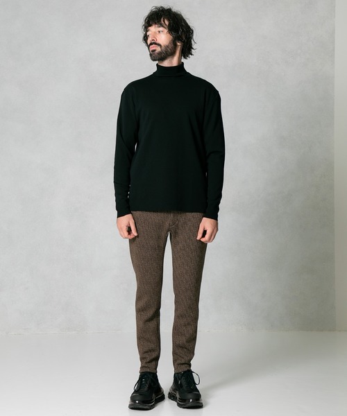 UNITED TOKYO(ユナイテッドトウキョウ)の「18Gウールミラノリブタートルネックニット/ハイネック(ニット/セーター・メンズ・オフホワイト/ブラック/ベージュ/グリーン・1/2/3)」の19枚目の写真