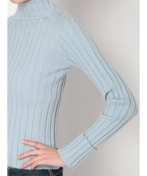 GYDA（ジェイダ）の「ハイネックタートルリブニットトップス（ニット/セーター・レディース・ブラック/オフホワイト/ブルー・FREE）」の13枚目の写真