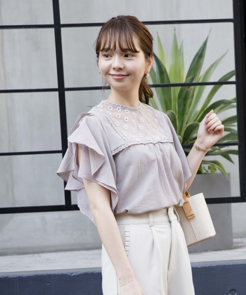 flower（フラワー）の「ブルーミングレースブラウス（シャツ/ブラウス・レディース・ホワイト/ブルー/パープル・FREE）」の3枚目の写真