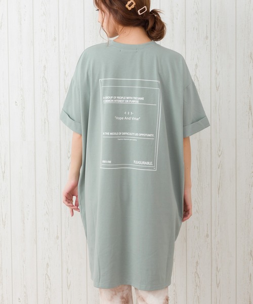 SpRay(スプレイ)の「BACKプリントBIG Tシャツ(Tシャツ/カットソー・レディース・オフホワイト/ブラック/ベージュ/ラベンダー/チャコールグレー/ライトグリーン・FREE)」の1枚目の写真