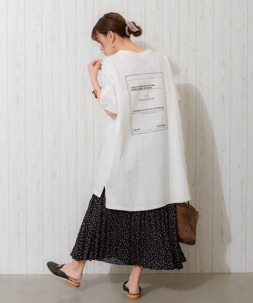 SpRay(スプレイ)の「BACKプリントBIG Tシャツ(Tシャツ/カットソー・レディース・オフホワイト/ブラック/ベージュ/ラベンダー/チャコールグレー/ライトグリーン・FREE)」の20枚目の写真