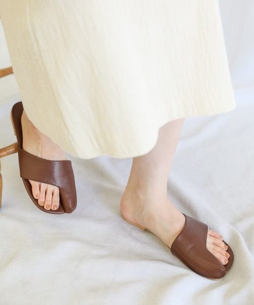 select MOCA（セレクトモカ）の「タビフラットサンダル（サンダル・レディース・ブラック/ブラウン/ライトベージュ・SMALL/MEDIUM/LARGE）」の12枚目の写真