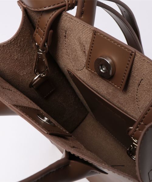 SOLPRESA（ソルプレーサ）の「/SOLPRESA/SQUARE  MINI FLAT TOTE（トートバッグ・レディース・ブラック/ブラウン/グレイッシュベージュ・FREE）」の7枚目の写真