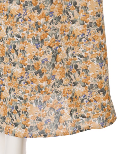 fifth（フィフス）の「カラーフラワーミディースカート（スカート・レディース・レッド/イエロー・MEDIUM）」の8枚目の写真