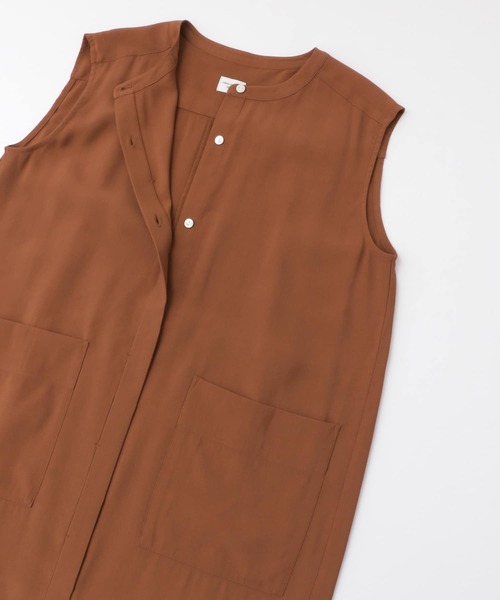 URBAN RESEARCH DOORS（アーバンリサーチドアーズ）の「ノースリーブジレOP（ワンピース・レディース・ブラウン/ベージュ・ONE）」の3枚目の写真