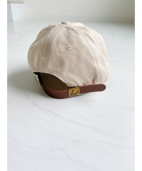 wears(ウェアーズ)の「【wears original】STONE WASHED TWILL CAP 本革 ベルト キャップ ハット(キャップ・レディース・ベージュ/カーキ/サンドベージュ/チャコール/ブラック/キャメル/グレー/アイボリー/グリーン/ネイビー/ブラック系その他/ライトブルー/ブルー・FREE)」の19枚目の写真
