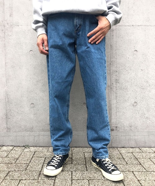 Carhartt(カーハート)の「carhartt/カーハート RELAXED-FIT TAPERED JEAN(デニムパンツ・メンズ・ブルー/ライトブルー・32inch/34inch/36inch/30inch)」の10枚目の写真