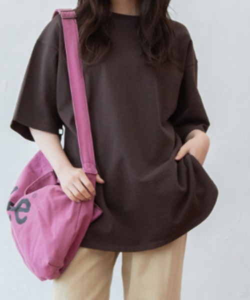 Mysa&Liina（ミーサリーナ）の「USAコットンBIGＴ（Tシャツ/カットソー・レディース・チャコールグレー/ブラック/パープル/ブラウン/オフホワイト/ブルー/ミント/グレイッシュベージュ・M）」の5枚目の写真