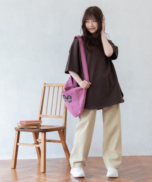 Mysa&Liina（ミーサリーナ）の「USAコットンBIGＴ（Tシャツ/カットソー・レディース・チャコールグレー/ブラック/パープル/ブラウン/オフホワイト/ブルー/ミント/グレイッシュベージュ・M）」の14枚目の写真