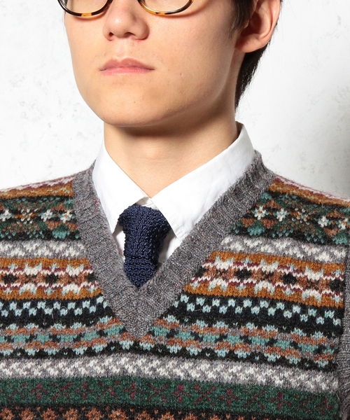 green label relaxing（グリーンレーベルリラクシング）の「[ジャミーソンズ]JAMIESONS  Vネック ベスト（ベスト・メンズ・ブラック/ダークグレー/ベージュ/レッド・40/38）」の12枚目の写真