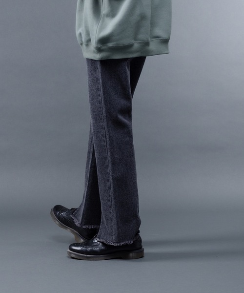 kutir（クティール）の「センタースリットフレアデニムパンツ（デニムパンツ・メンズ・ブラック/サックスブルー/ライトブルー・SMALL/LARGE/MEDIUM）」の19枚目の写真