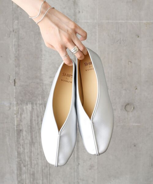 SHIPS(シップス)の「フェイクレザーチャイナシューズ 22~25.5cm◇(パンプス・レディース・オフホワイト/ブラック/パープル/ブラウン/シルバー/ベージュ/ゴールド系その他・50/55/60/65/70/75/80/85)」の6枚目の写真