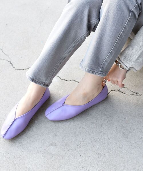 SHIPS(シップス)の「フェイクレザーチャイナシューズ 22~25.5cm◇(パンプス・レディース・オフホワイト/ブラック/パープル/ブラウン/シルバー/ベージュ/ゴールド系その他・50/55/60/65/70/75/80/85)」の8枚目の写真