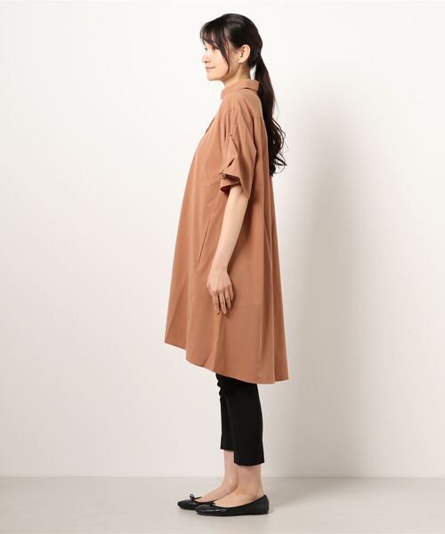 BELLUNA（ベルーナ）の「袖リボンスキッパーシャツワンピース（シャツワンピース・レディース・ネイビー/ブルーグレー/モカ/テラコッタ・MEDIUM/LARGE/X-LARGE）」の11枚目の写真