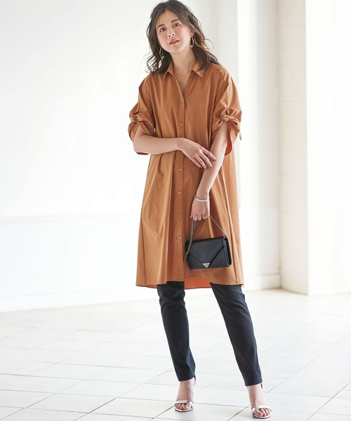 BELLUNA（ベルーナ）の「袖リボンスキッパーシャツワンピース（シャツワンピース・レディース・ネイビー/ブルーグレー/モカ/テラコッタ・MEDIUM/LARGE/X-LARGE）」の9枚目の写真